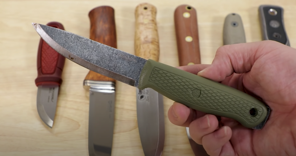 bushcraft knife